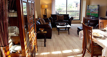 Rosewood Estates Apartment